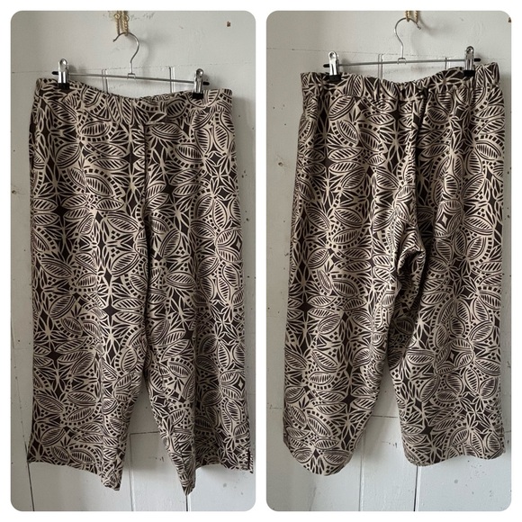 Onque Casuals Linen Blend Cropped Pants - Picture 3 of 15